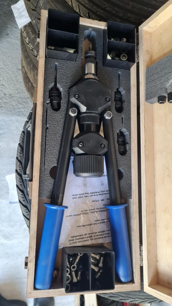 Vybavení do dílny a autodílny - 2