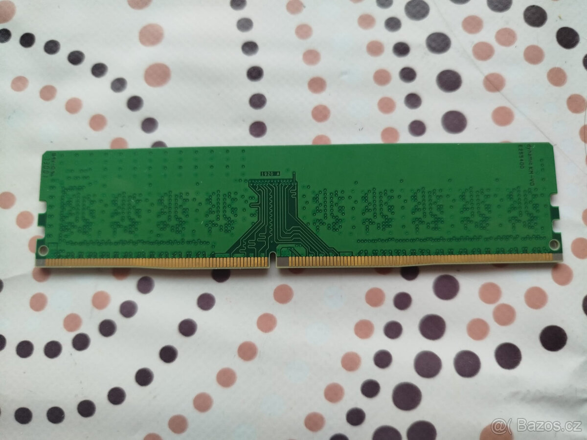 Crucial 8GB DDR4 2400MT RAM - 2