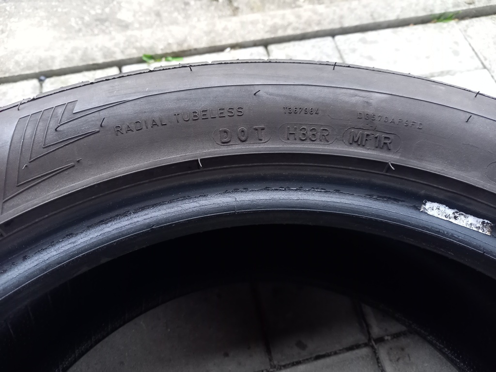 Sada letních pneu 215/55/r17 - 2