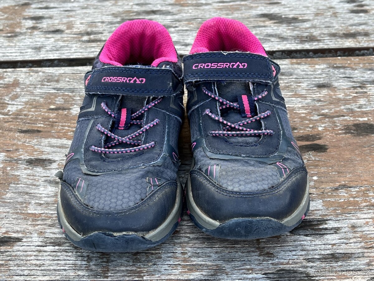 dětské tenisky velikost 28 - 2