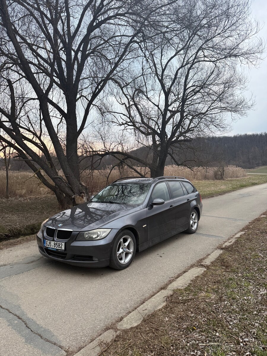 BMW E91 318d - 2