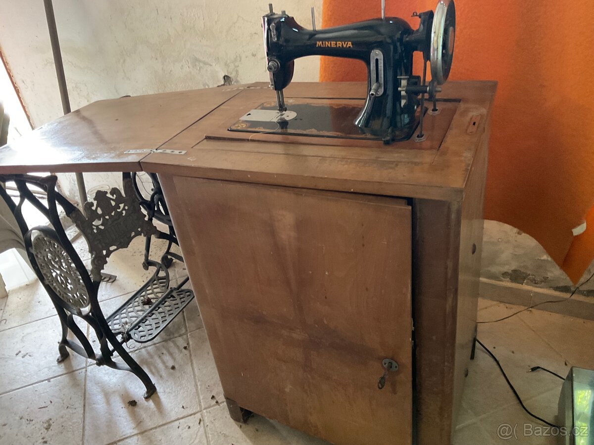 Šicí stroj Minerva - 2