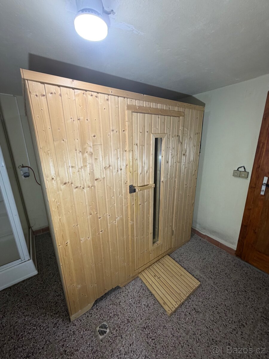Finská sauna Knüllwald 182x152 - 2