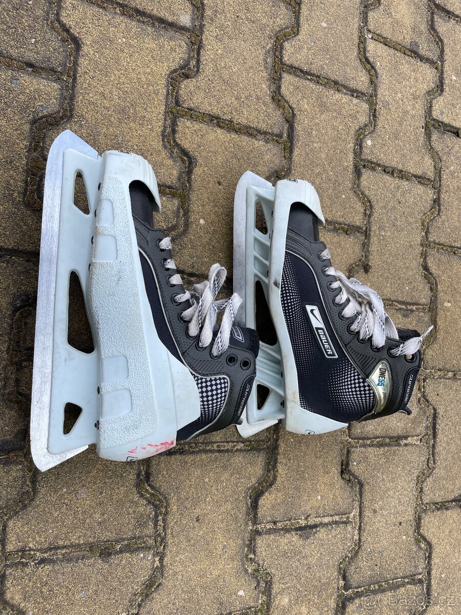 Brankářské brusle Bauer - 2