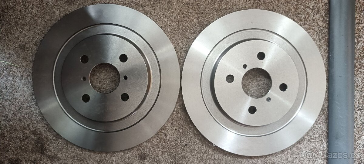 BOSCH 0 986 479 360 zadní kotouče na Toyota YARIS sada 2 ks - 2