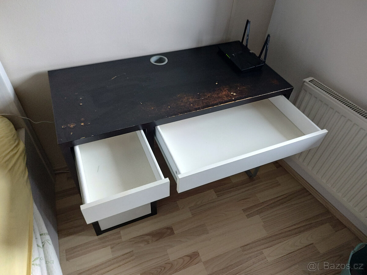 Psací stůl za odvoz - 2