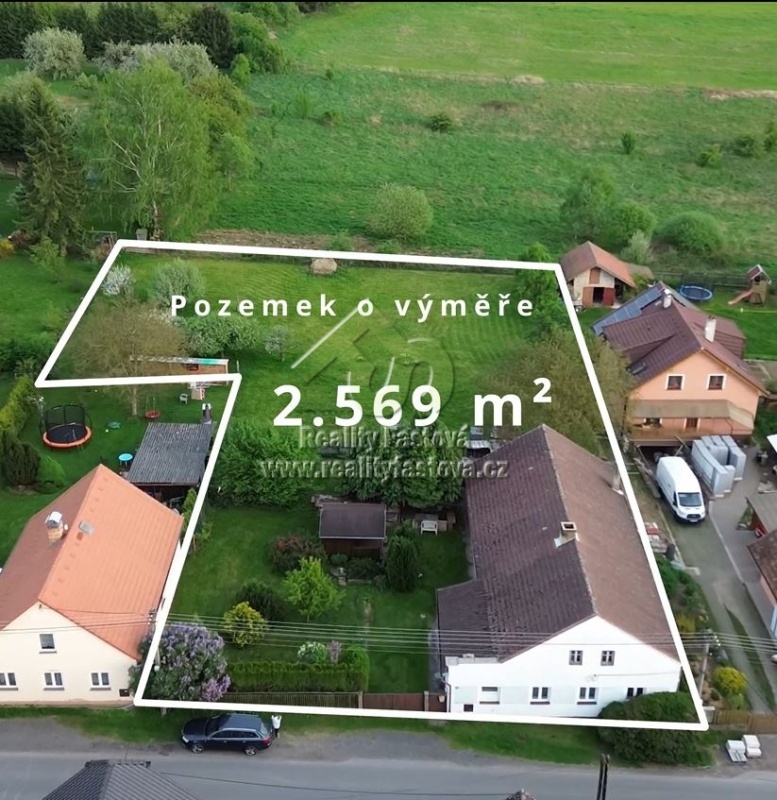 Prodej rod. domu s velkým pozemkem v Medovém Újezdě, nedalek - 2