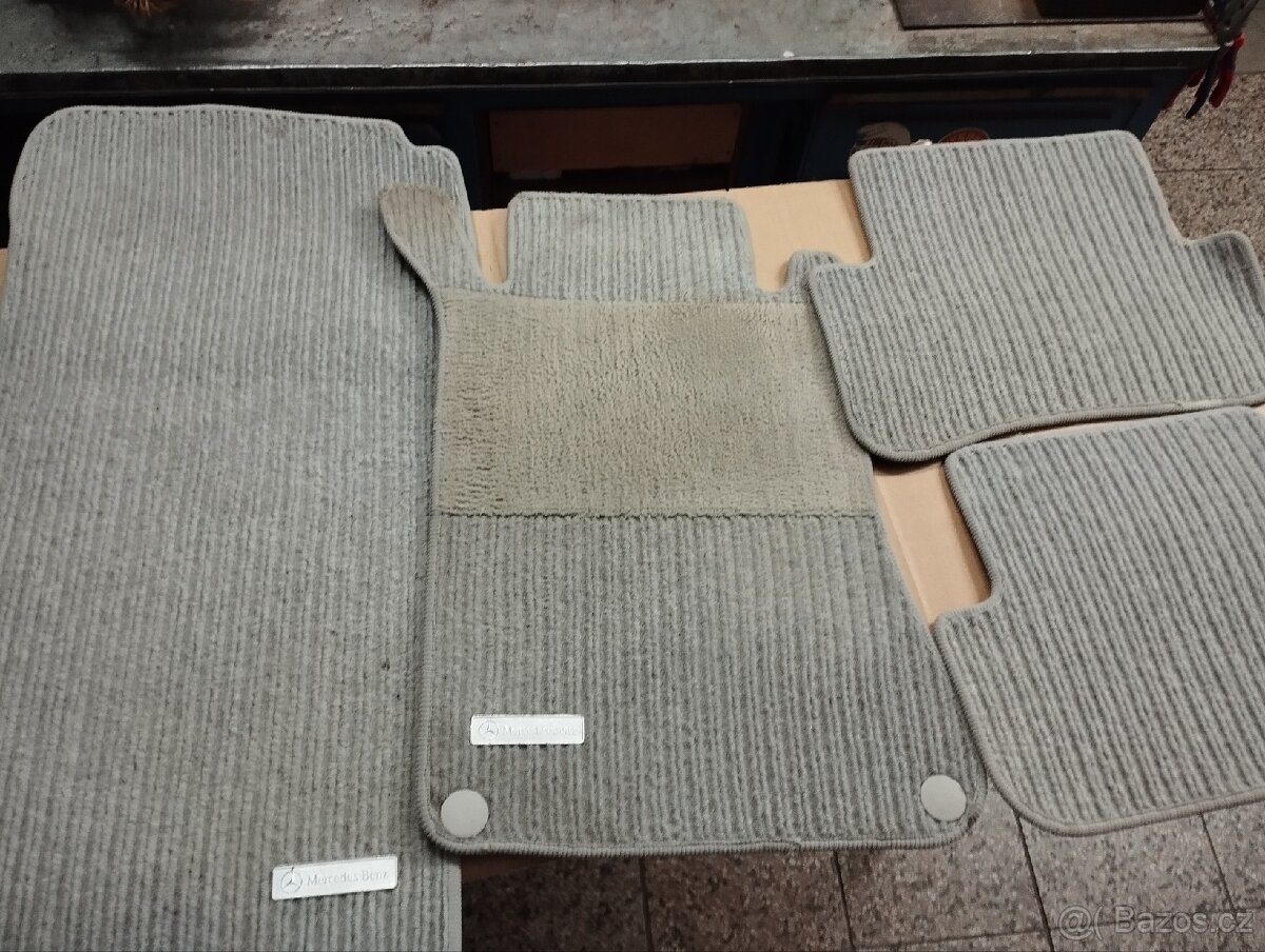 Originální textilní koberečky Mercedes C - 2
