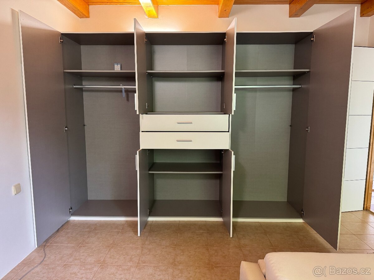 Šatní Skříň Vanea 270cm - 2