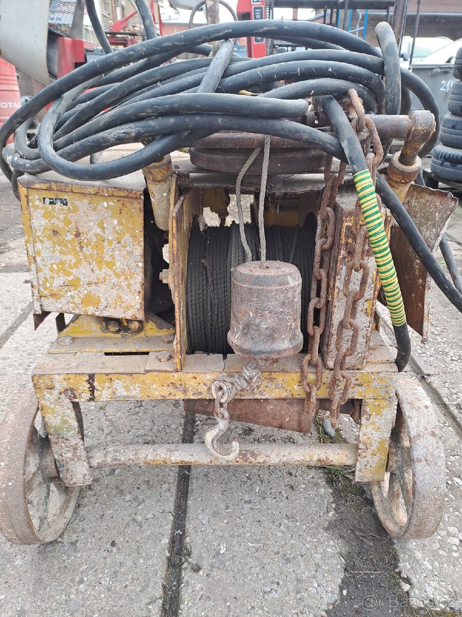 Vrátek, zvedák, kladka - 2