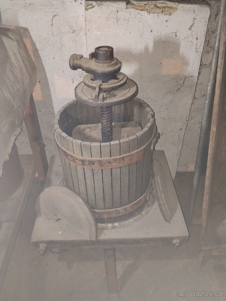 Věci na zpracování vína - 2