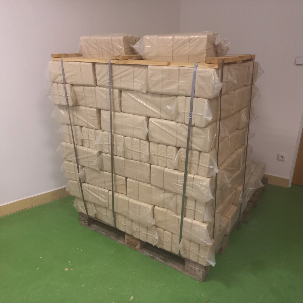 Dřevěné brikety - 2