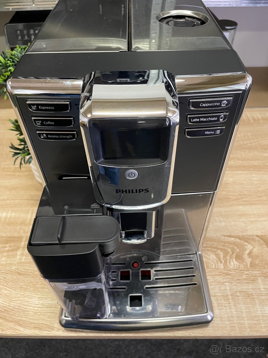 Kávovar Philips Incanto - 2