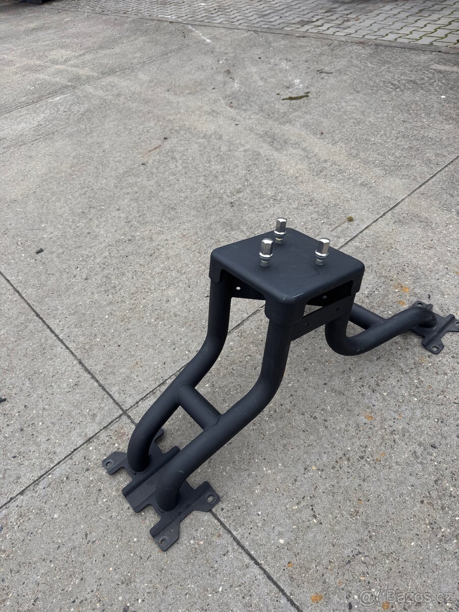 Držák rezervního kola na Ram 1500 TRX - 2