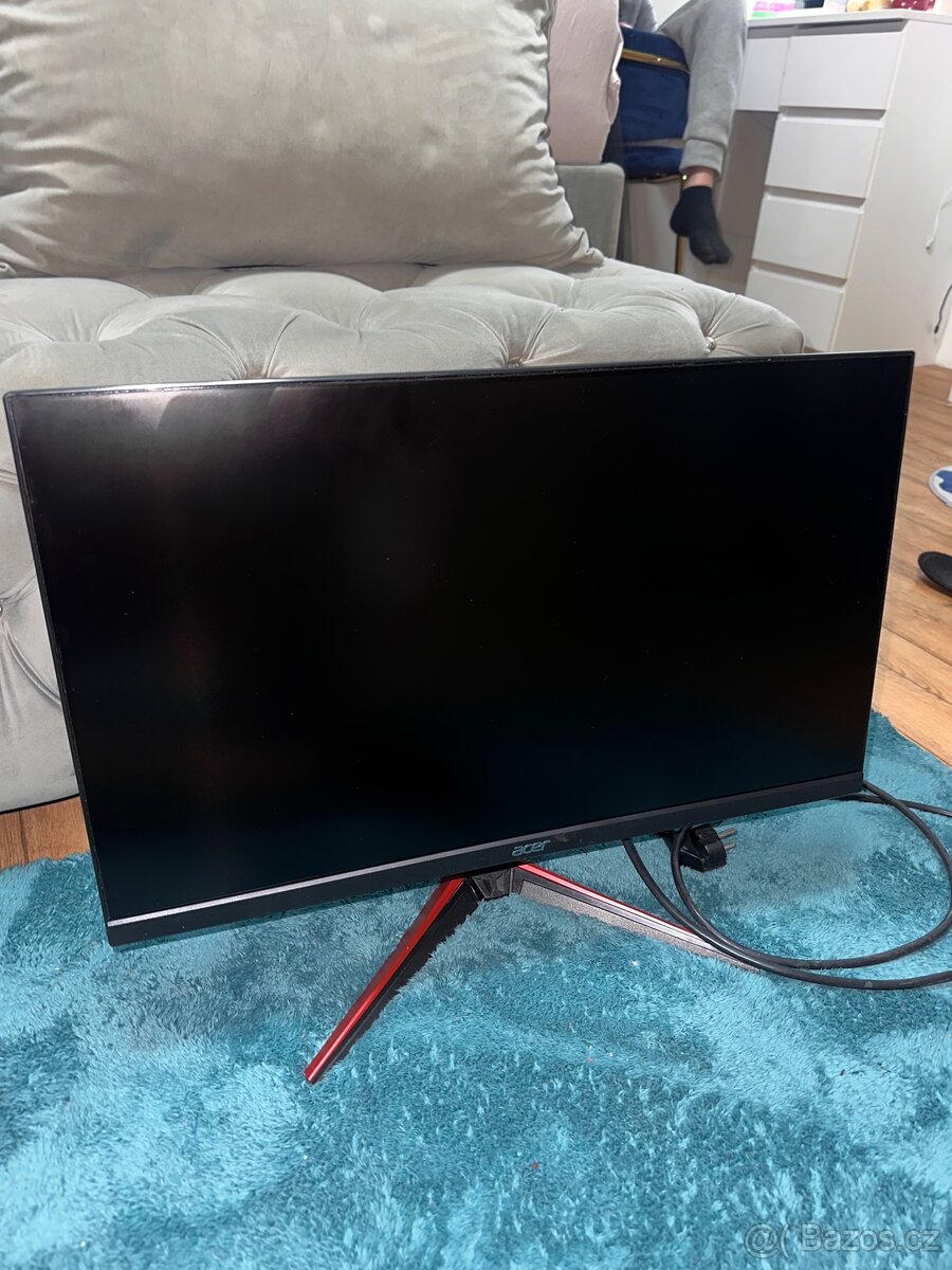 Herní LCD Monitor - 2