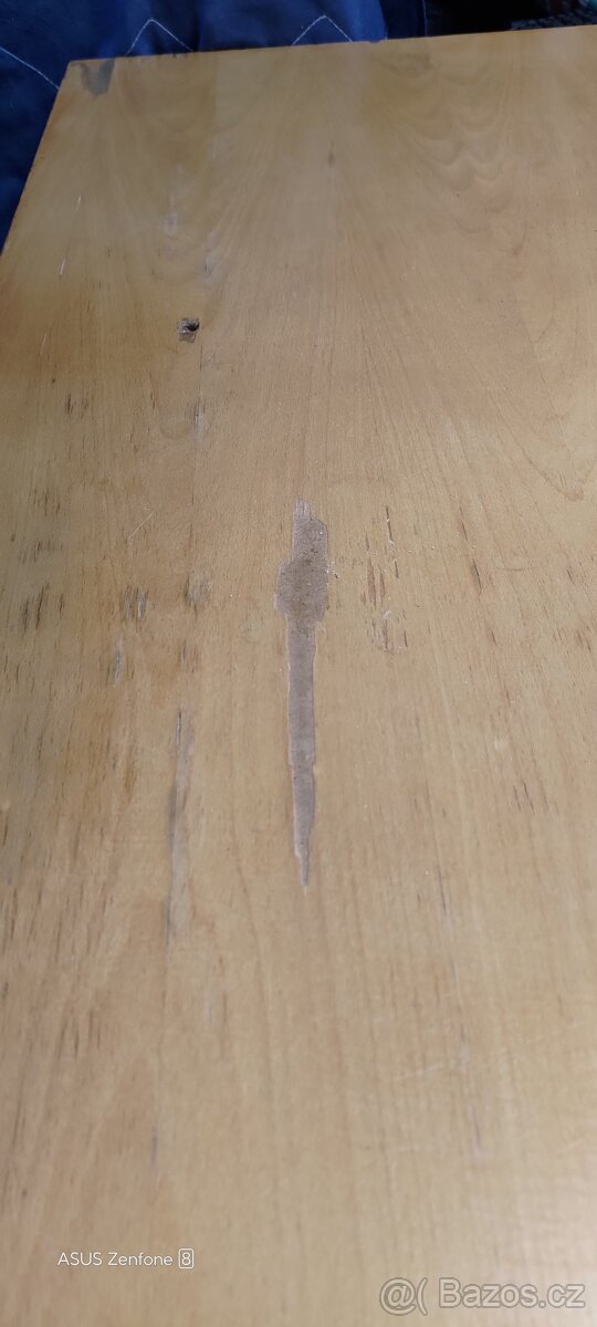 Kancelářský stůl - 2