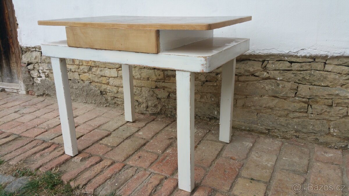 Krásný starožitný kuchyňský stůl - 2