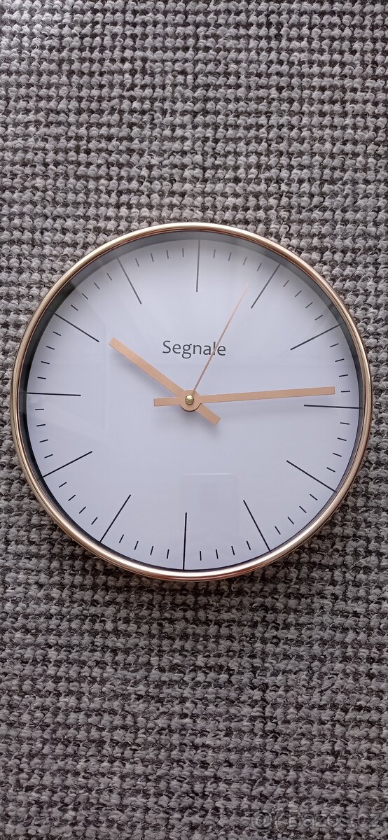 Nástěnné hodiny - 2