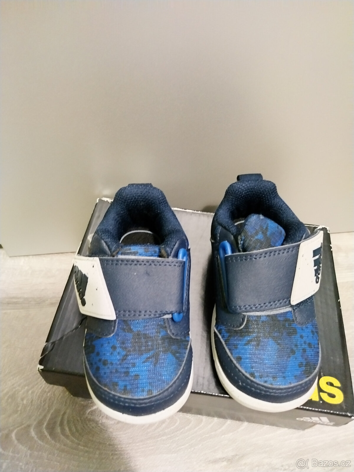 Botasky Adidas vel. 20 - nechozené - 2