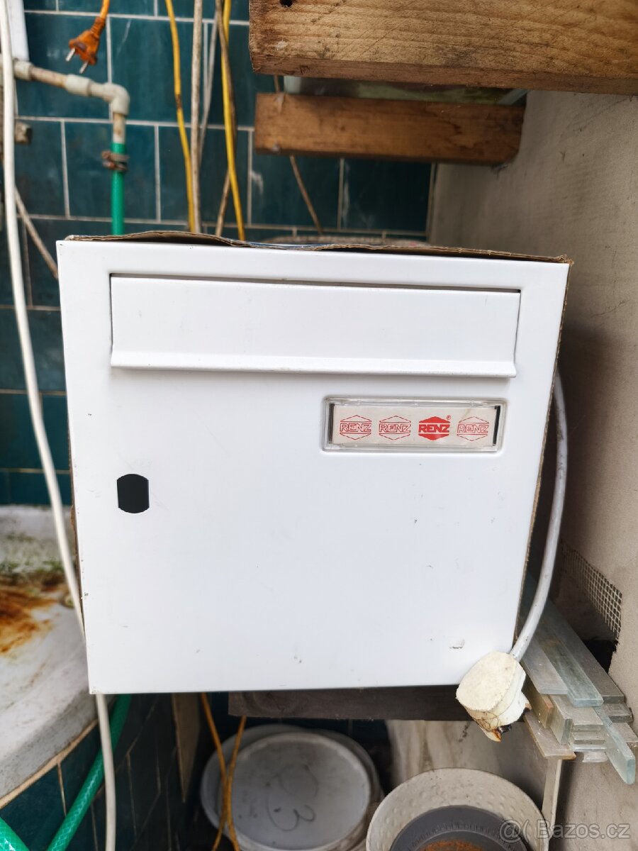 Poštovní schránka - 2