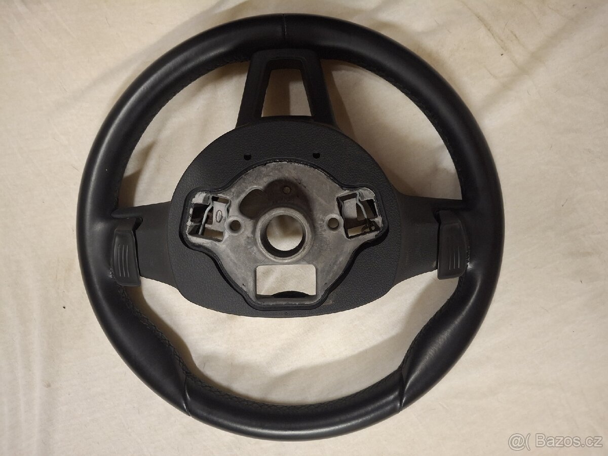 VOLANT ŠKODA SUPERB 3 PÁDLA - 2