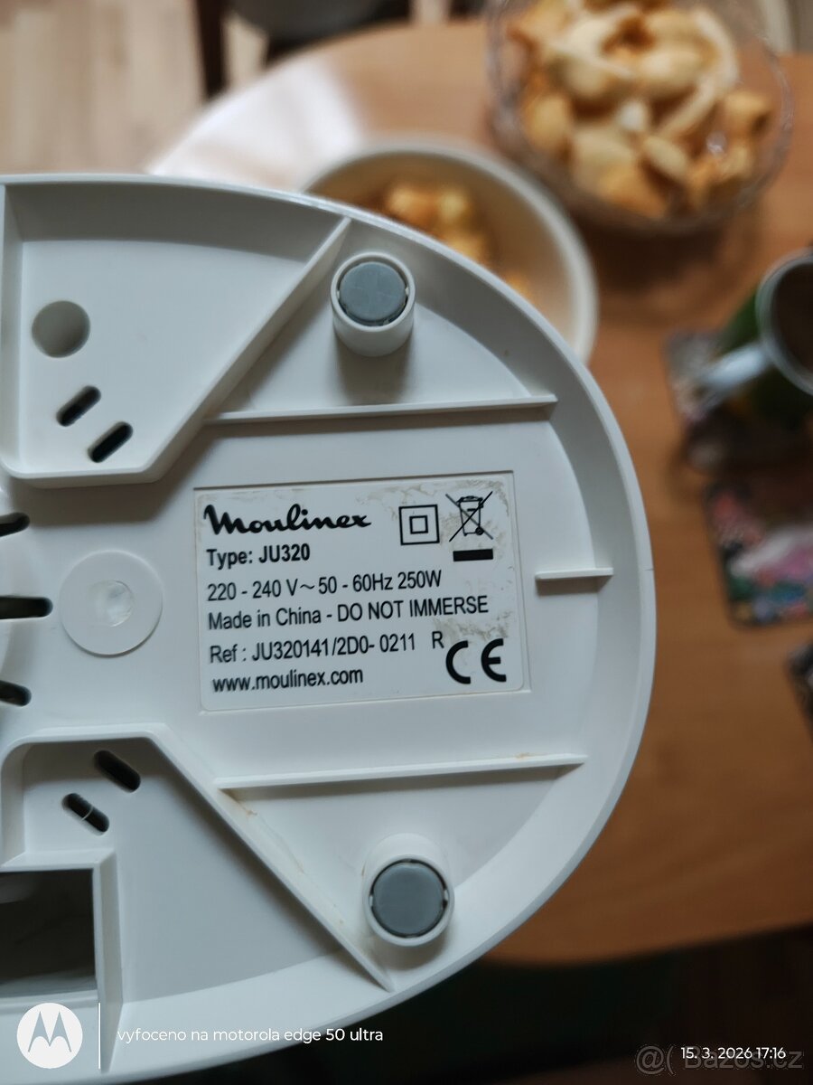 Odšťavňovač pro různé ovoce - 2