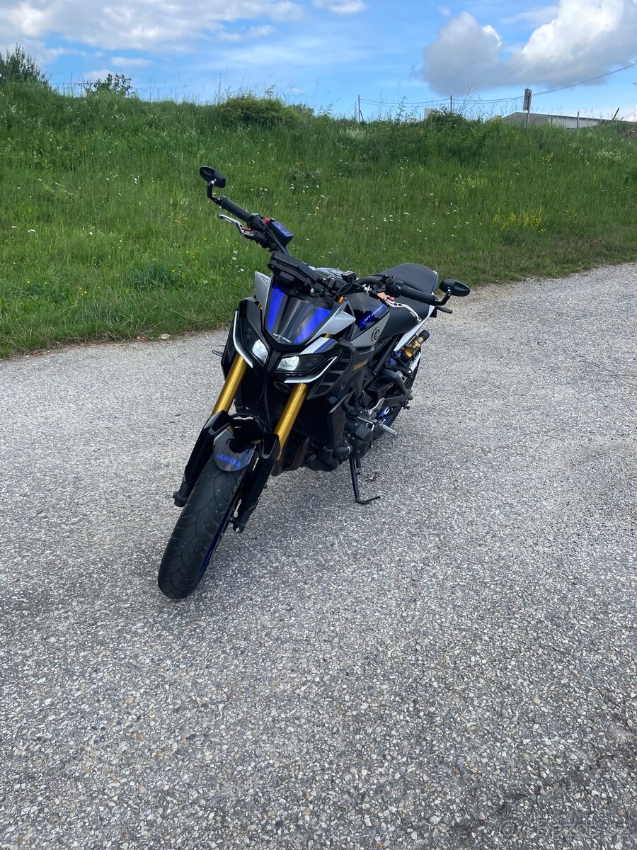 Yamaha mt09-SP - 2