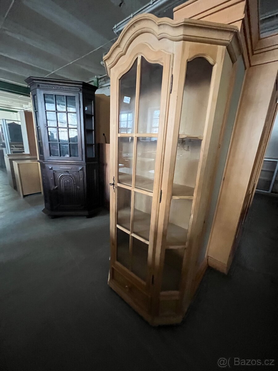 Vitrína - 2