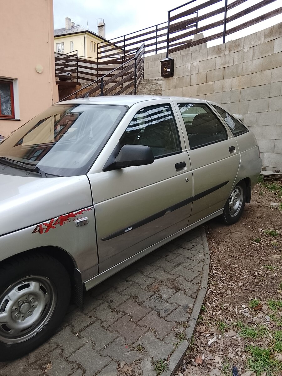 Lada žigulík 2112. 2006 59kw Aktuální - 2