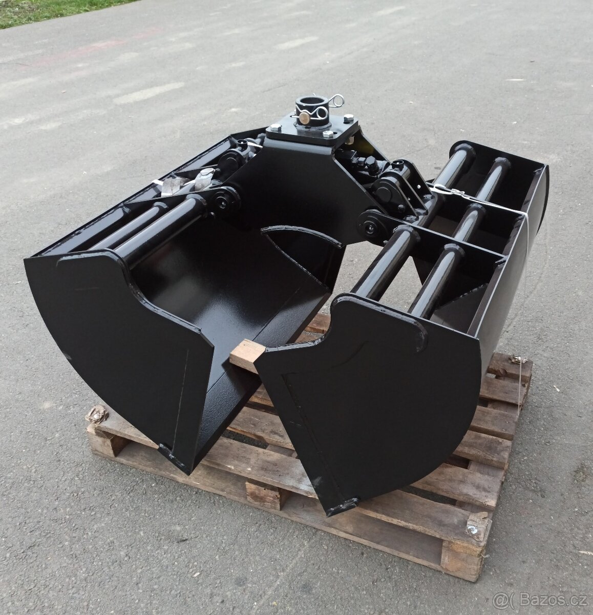 Kleště (drapák) na sypké hmoty - 2