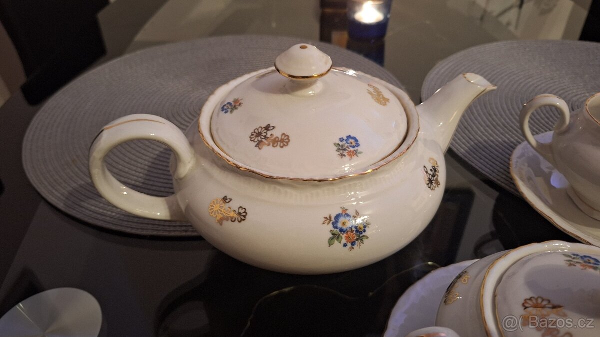 Porcelán konvička TK Thun - 2