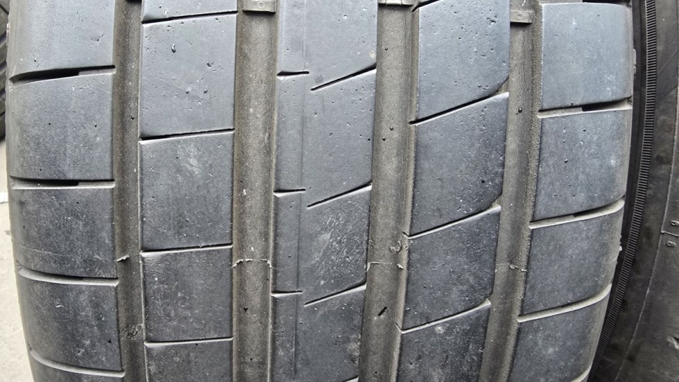 Letní pneu 225/45/17 Good Year - 2