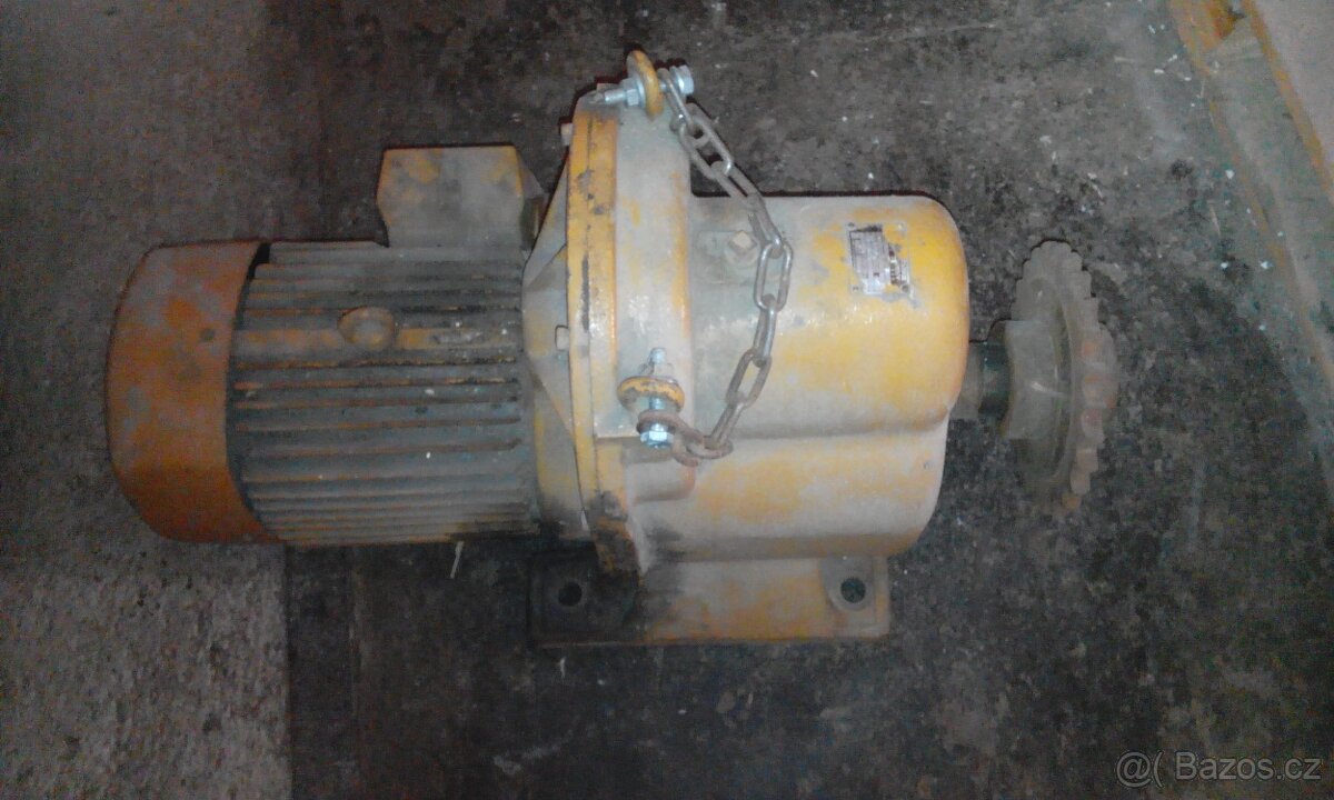 Motor s převodovkou - 2
