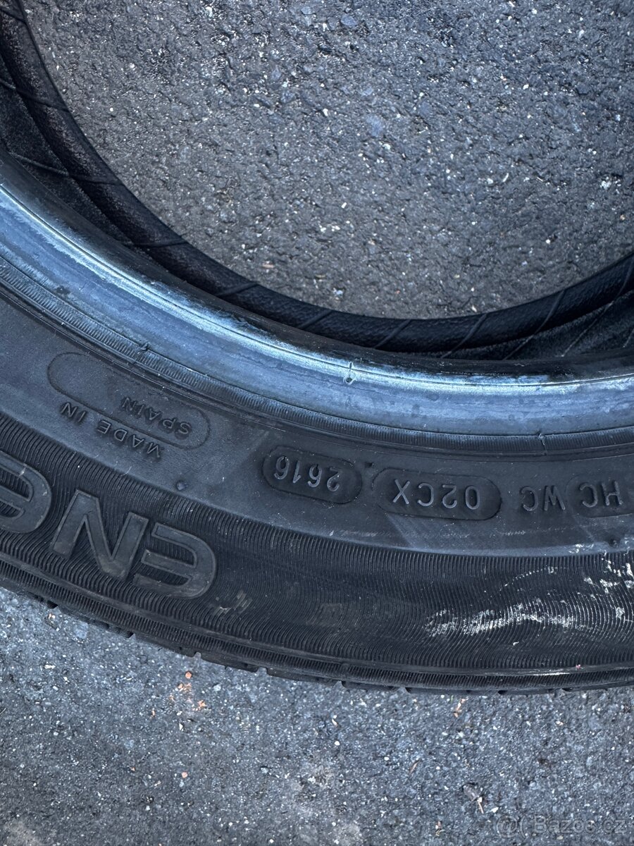 205/55/16 letni pneu michelin - 2