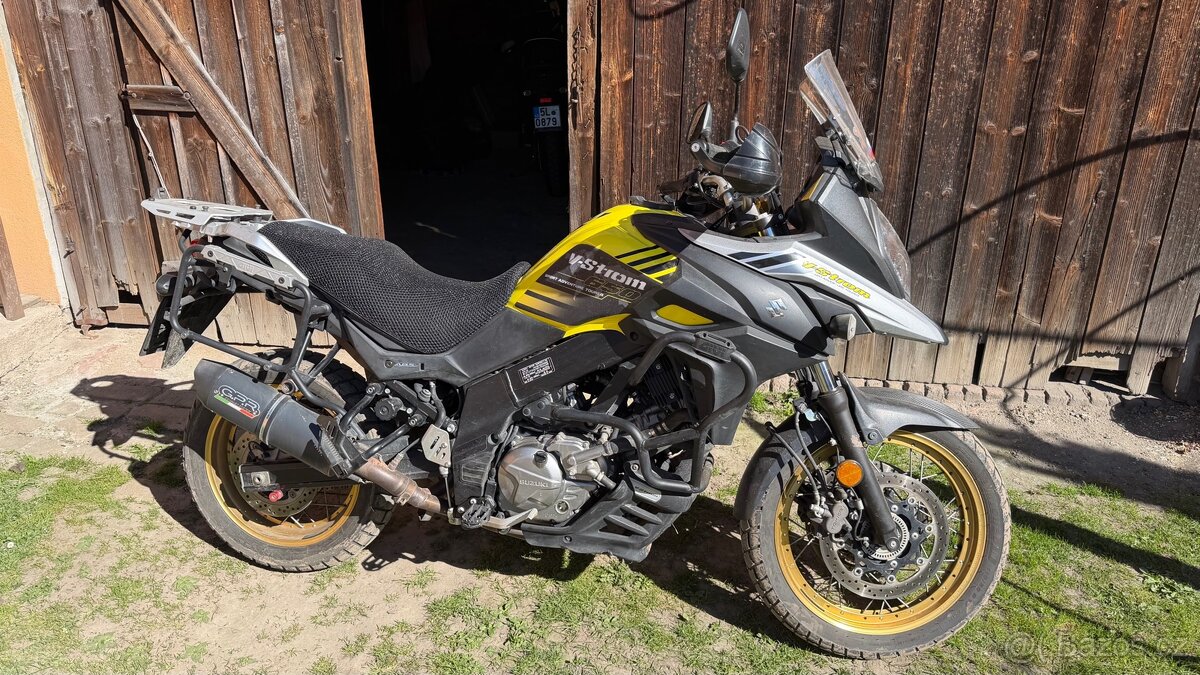Prodám Suzuki V strom 650 XT - 2