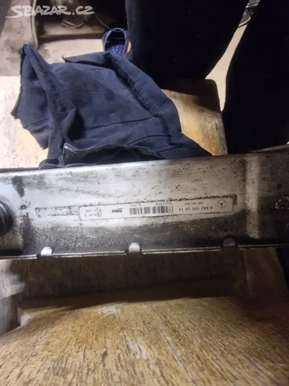 CHLADIČ VZDUCHU INTERCOOLER mercedes- benz oe a6420900414 - 2