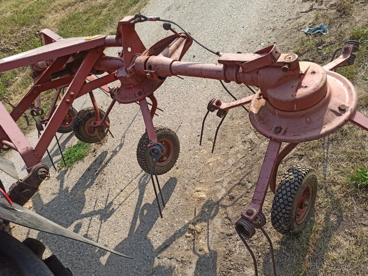Obraceč sena fahr - 2