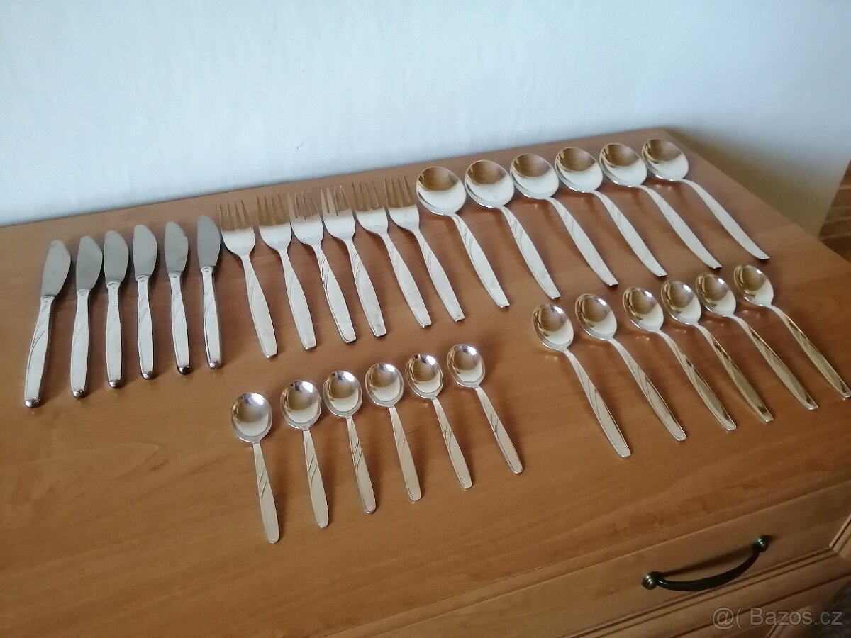 Sada postříbřených příborů 1 rep. - 2