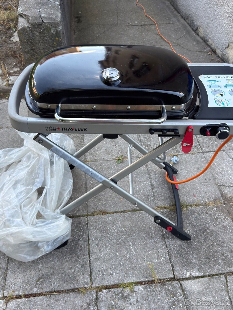 Weber Traveler - 2