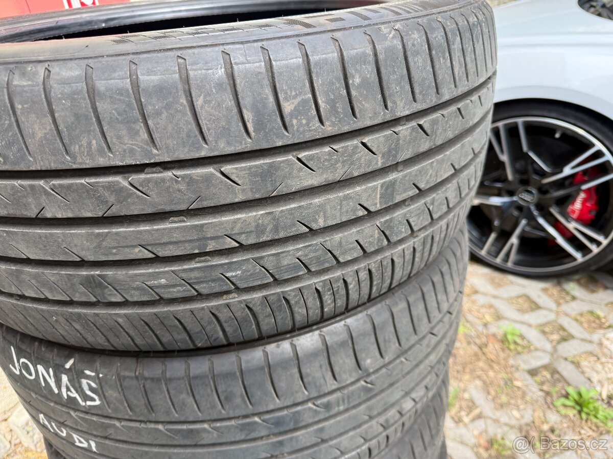 Sada letních pneu 265/40 R20 - 2