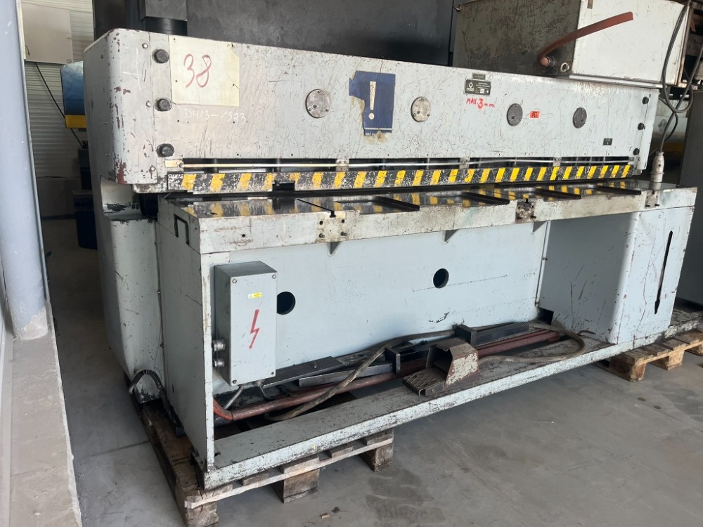 Tabulové nůžky Wafao NG-2500/5A - 2