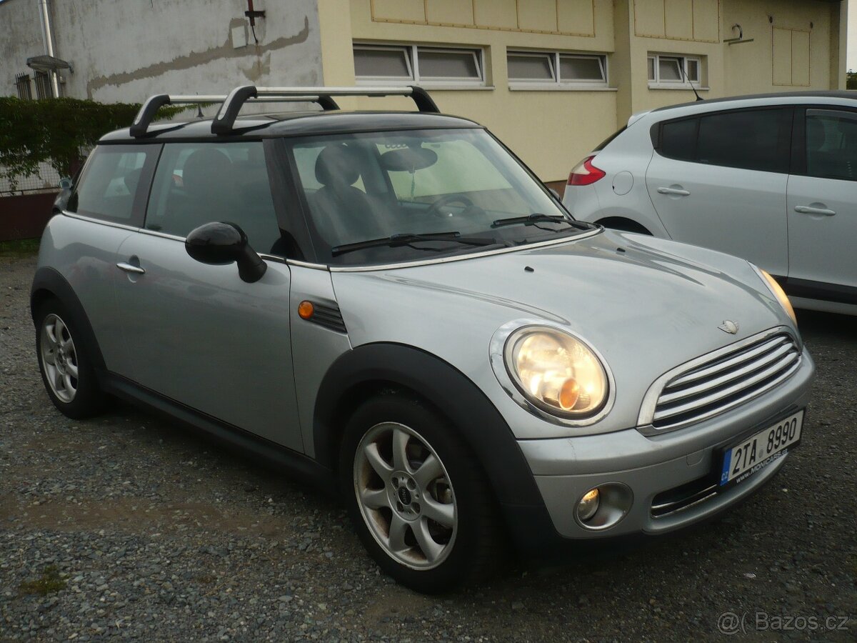 Mini Cooper ONE R 56 1.6 16v,r.v. 2007 - 2