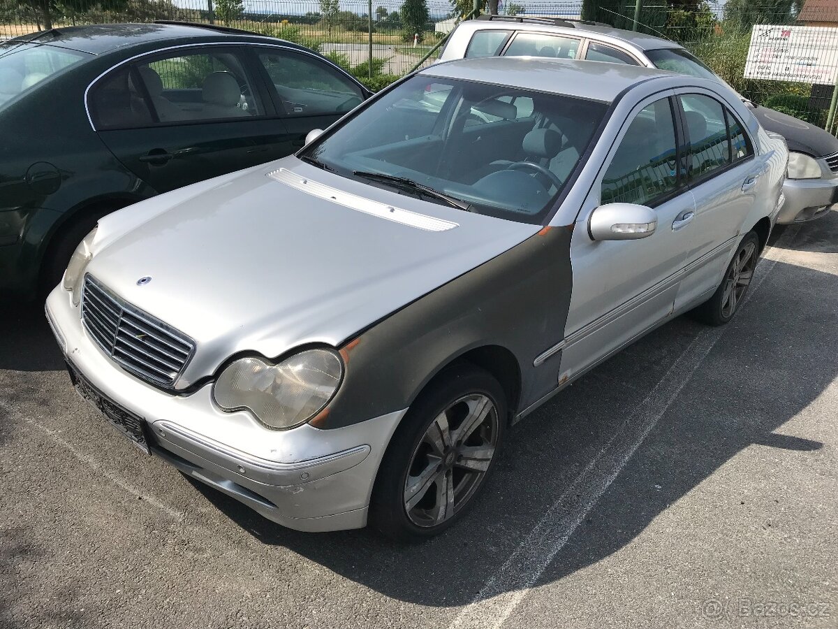 MERCEDES C 220CDI 2002 105kW SEDAN - 2