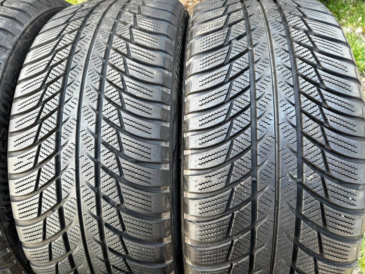 Zimní pneu 225 45 18 Bridgestone - 2