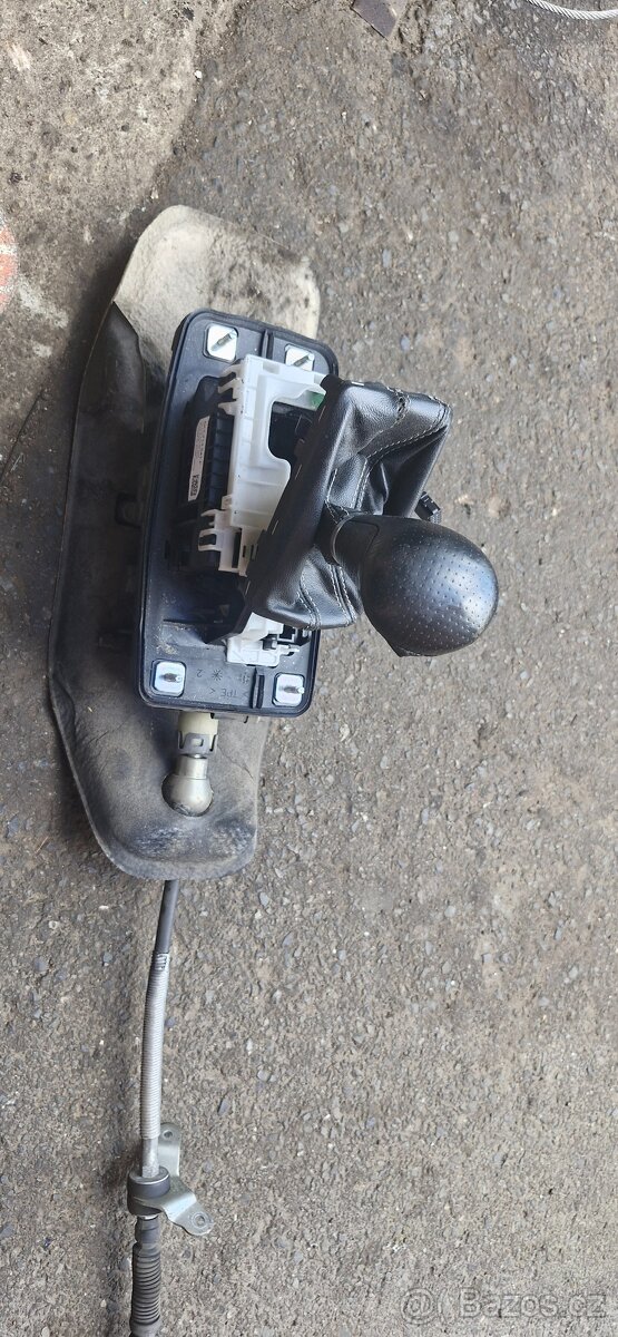 Volic automaticke prevodovky audi A4 B8 8K razeni - 2