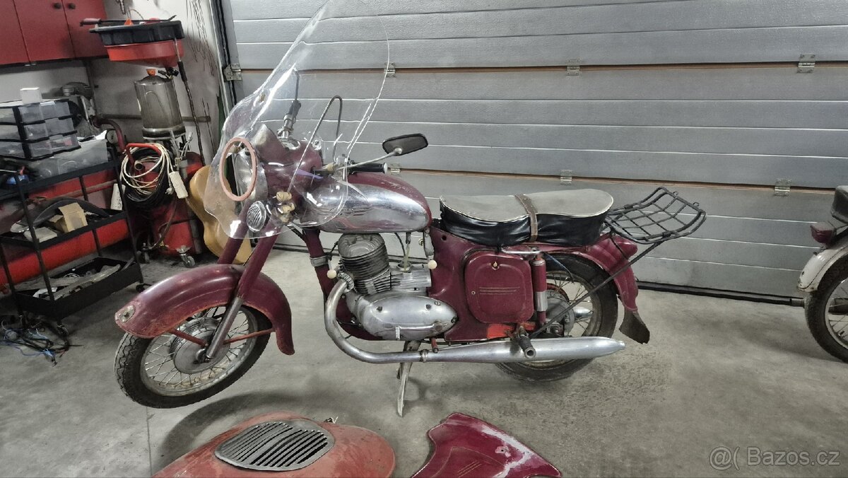 Jawa 250 353 - 2