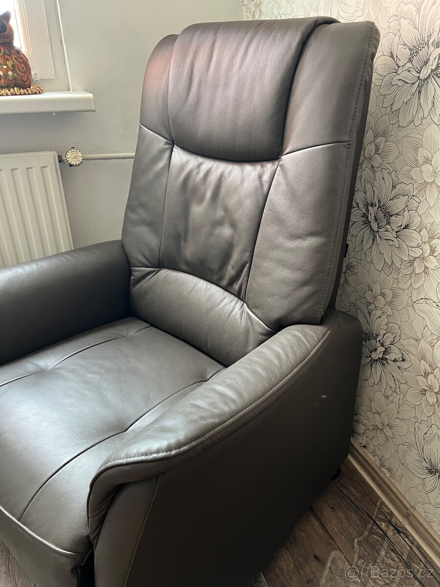 Televizní křeslo polohovatelné - 2