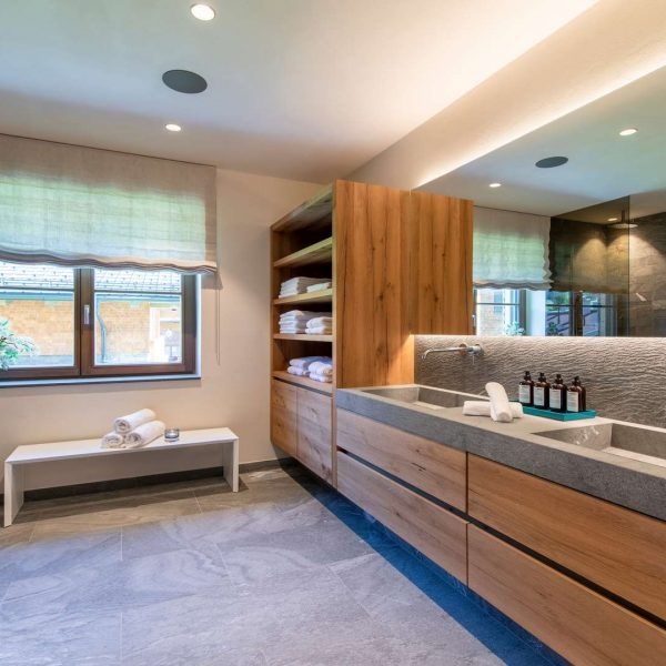 STOLAŘI VIZOVICE >> RAKOUSKO, DLOHODOBÁ SPOLUPRÁCE - 2