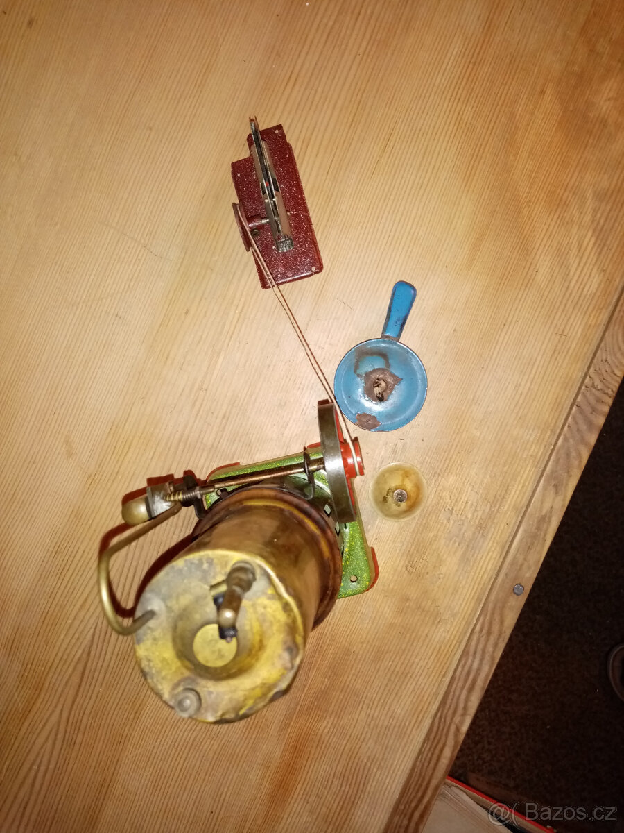 Model parního stroje ITES s příslušenstvím - 2