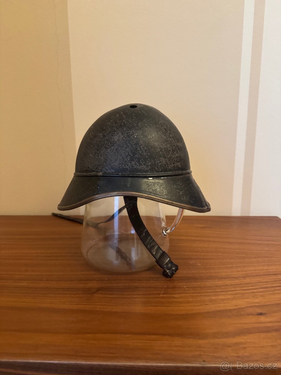 Historická přilba - 2